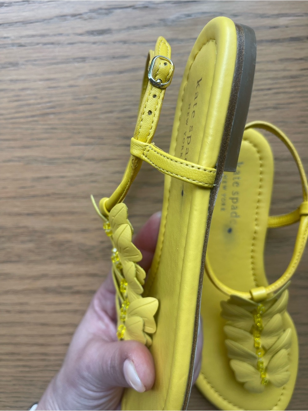 Kate Spade New York Yellow Butterfly Flat Sandals Women’s Size 5B - Picture 4 of 5